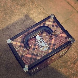 Makeup Box